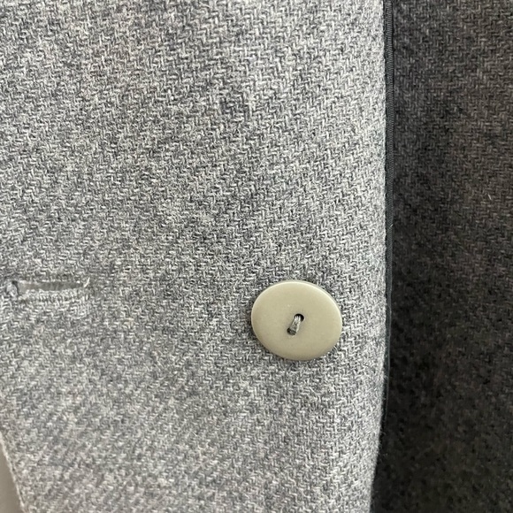 Zara Vest - Picture 4 of 4